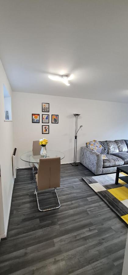 1 Bedroom Service Apartment With Netflix West Thurrock Exteriér fotografie