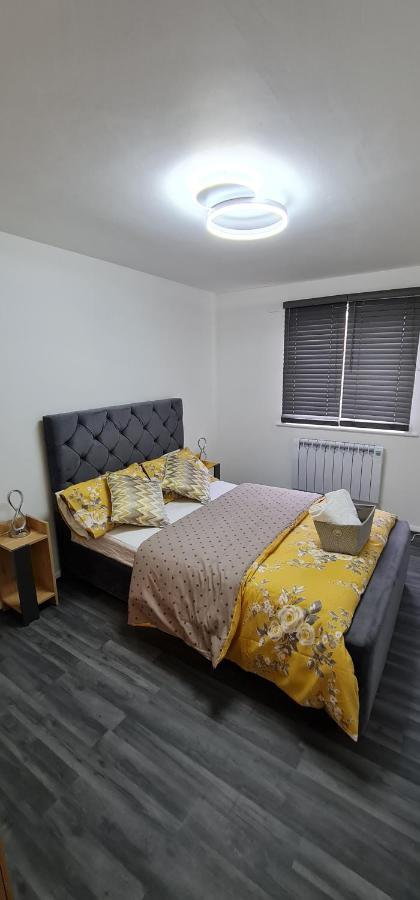 1 Bedroom Service Apartment With Netflix West Thurrock Exteriér fotografie